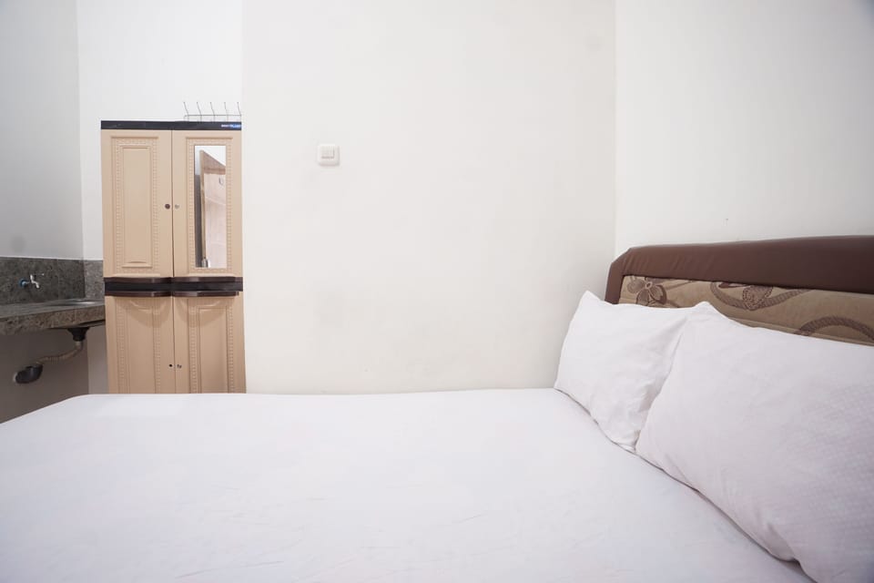 Standard Double Room | Premium bedding, free WiFi, bed sheets