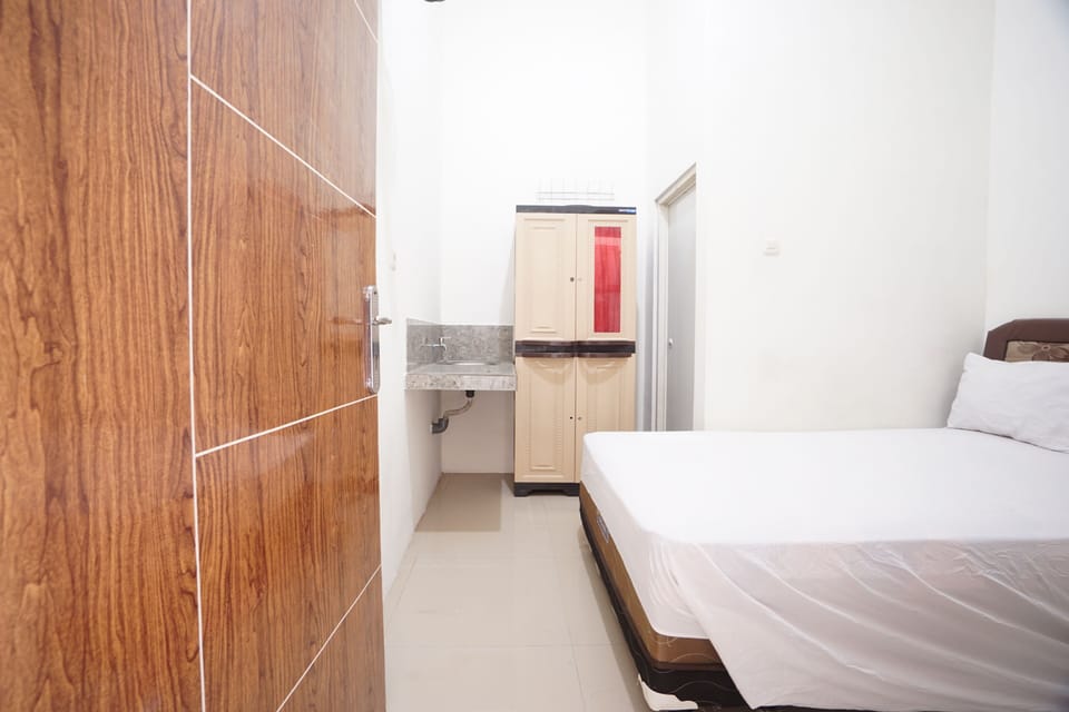 Standard Double Room | Premium bedding, free WiFi, bed sheets