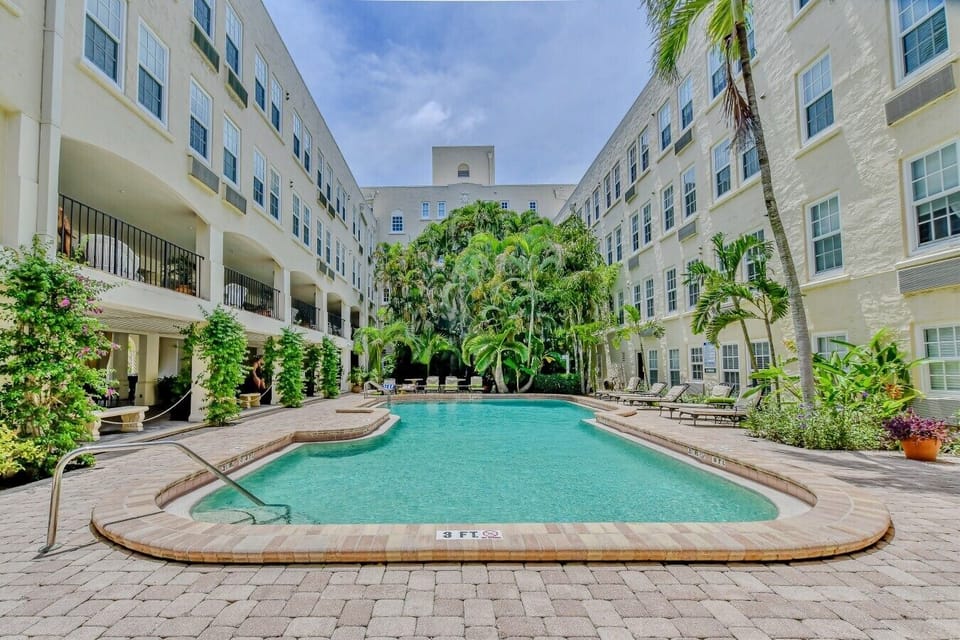 4 - Pool