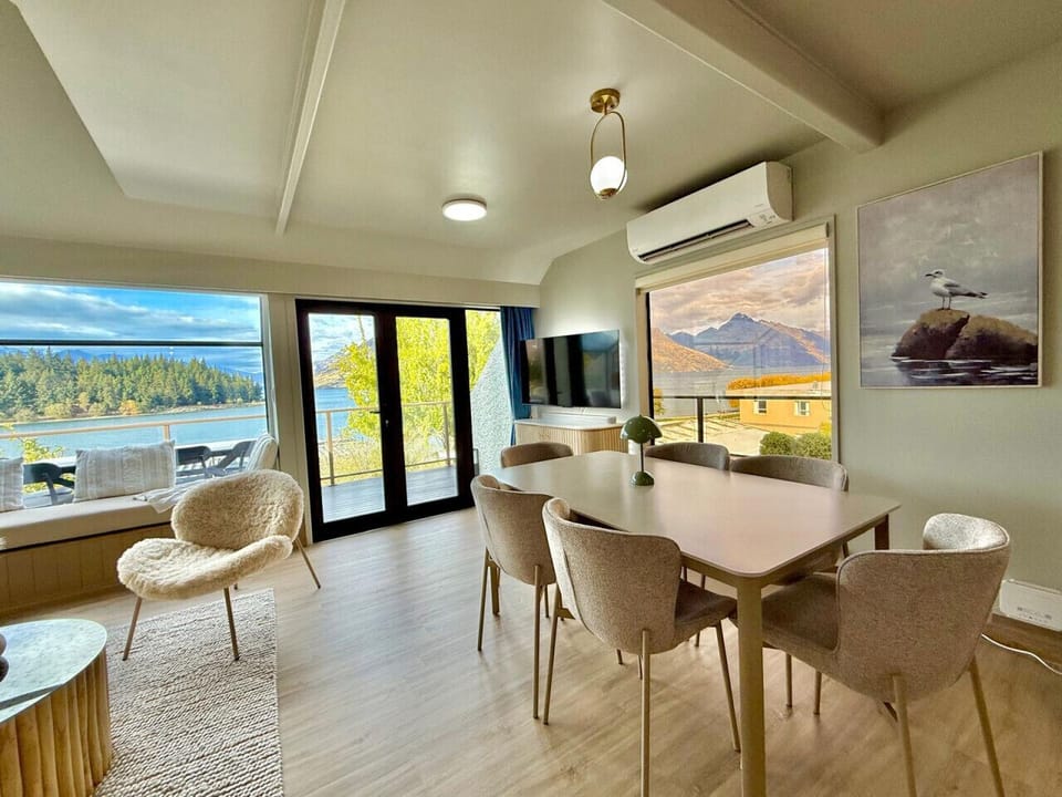 Living /Dining Room