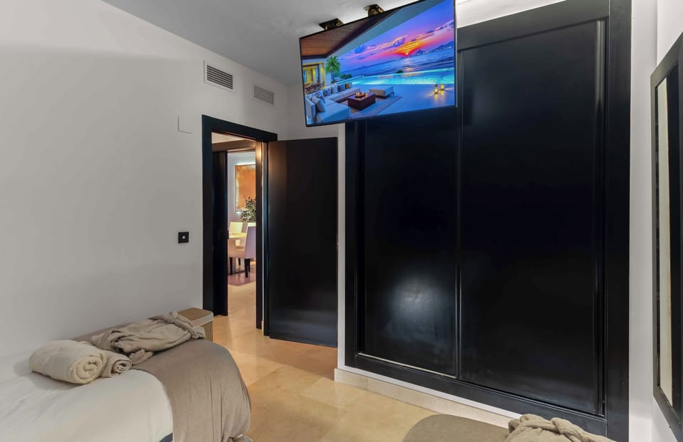 Luxury Apartment, Beach View | Desk, laptop workspace, blackout drapes, WiFi (free)