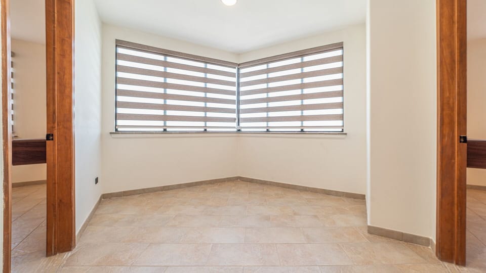 Space connecting two bedrooms.