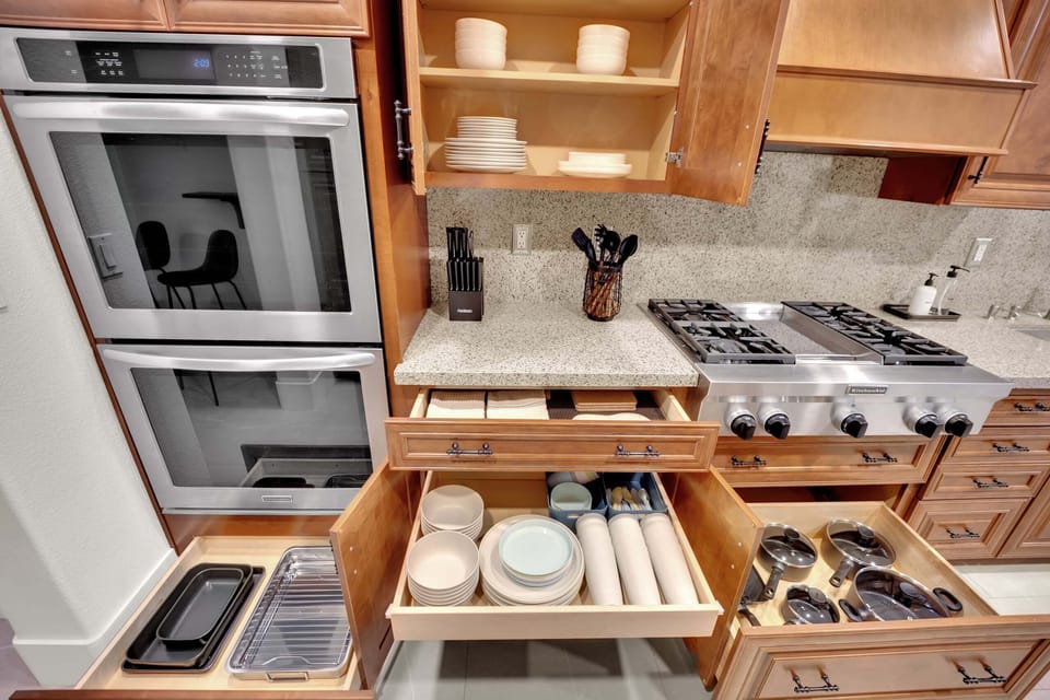 Everything you need to cook, from quick snacks to full family meals is ready and waiting.