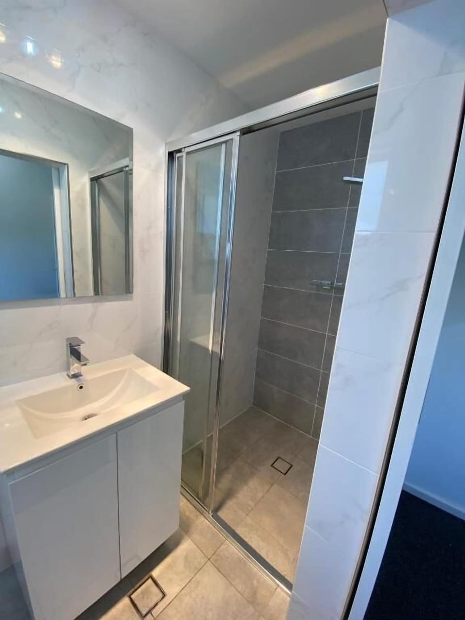 Shower, free toiletries, hair dryer (on request), towels
