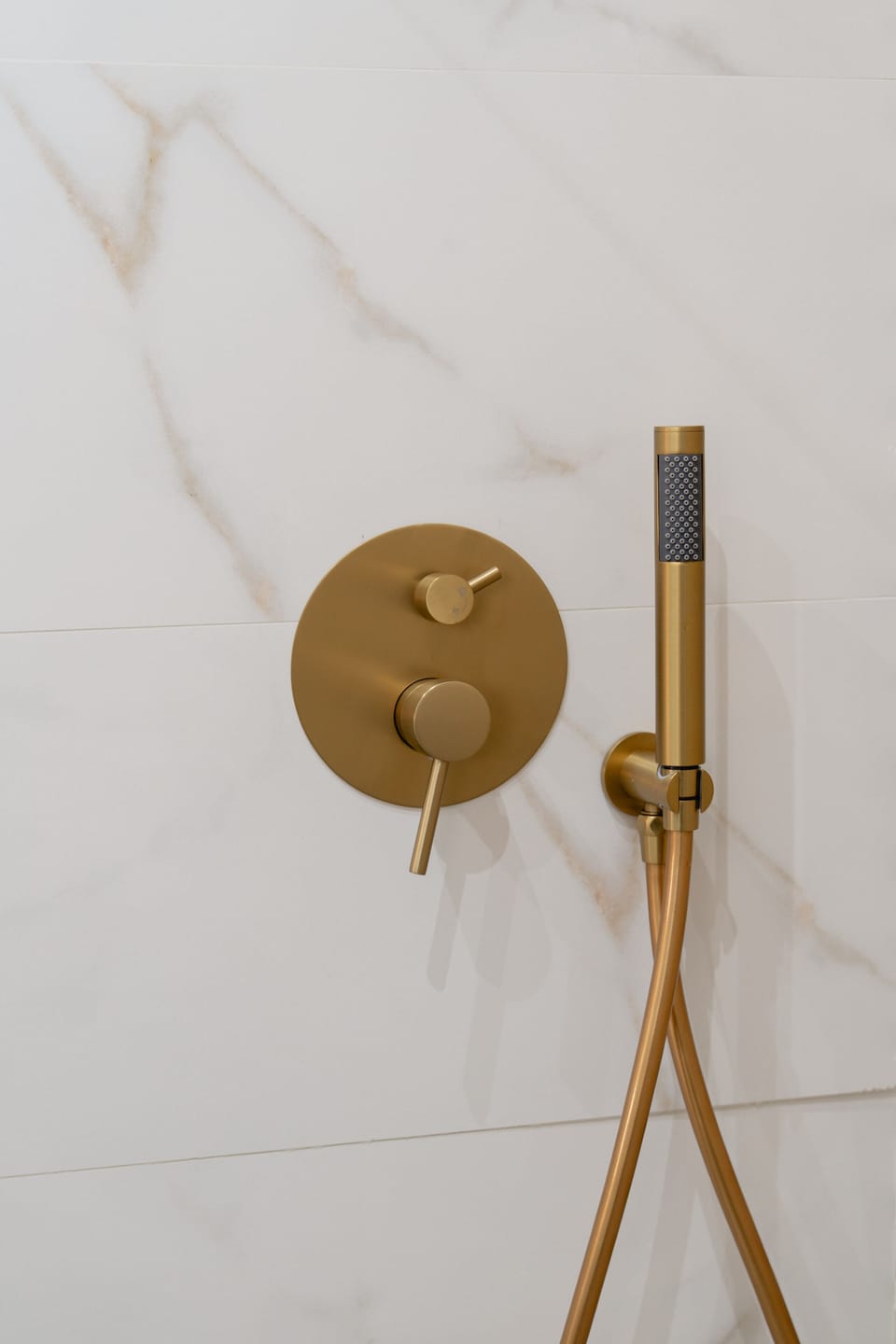 Hand-held showerhead
