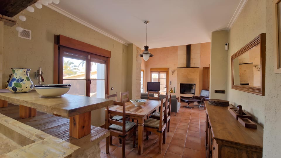 Living-dining room