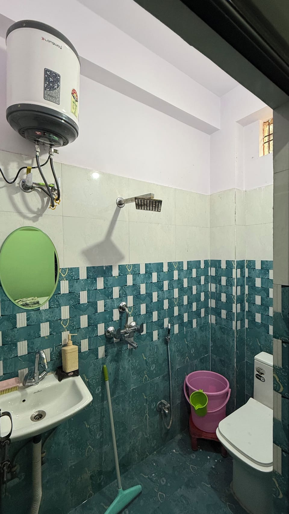Shower, soap, shampoo