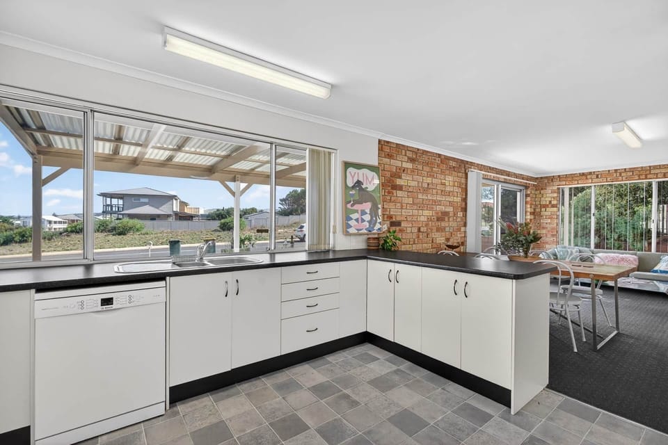 050 - 22 Chapman Rd, Middleton - WEB RES