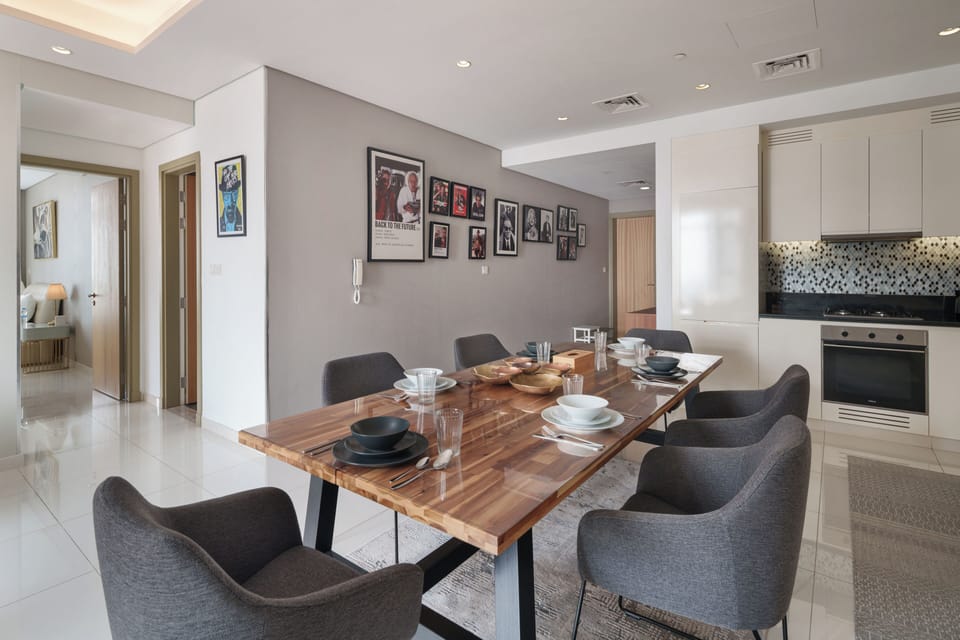 Apartment, Balcony, City View | Dining