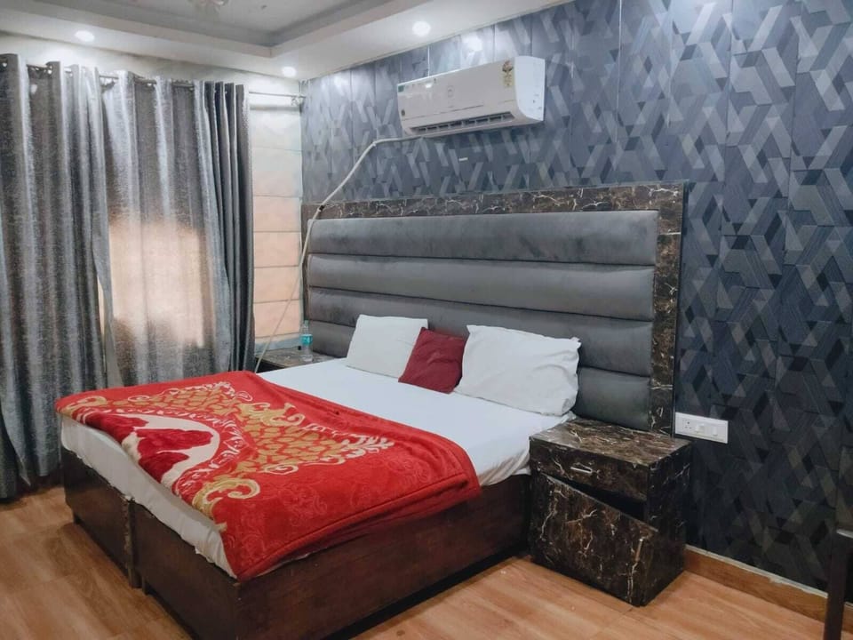 Comfort Double Room, City View | Free WiFi