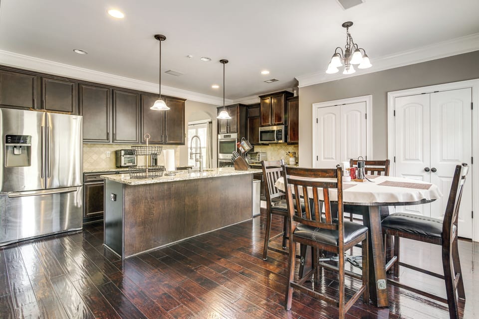 Kitchen | 1st Floor