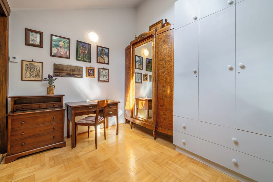 Apartment, Balcony, Mountain View | Iron/ironing board, free WiFi