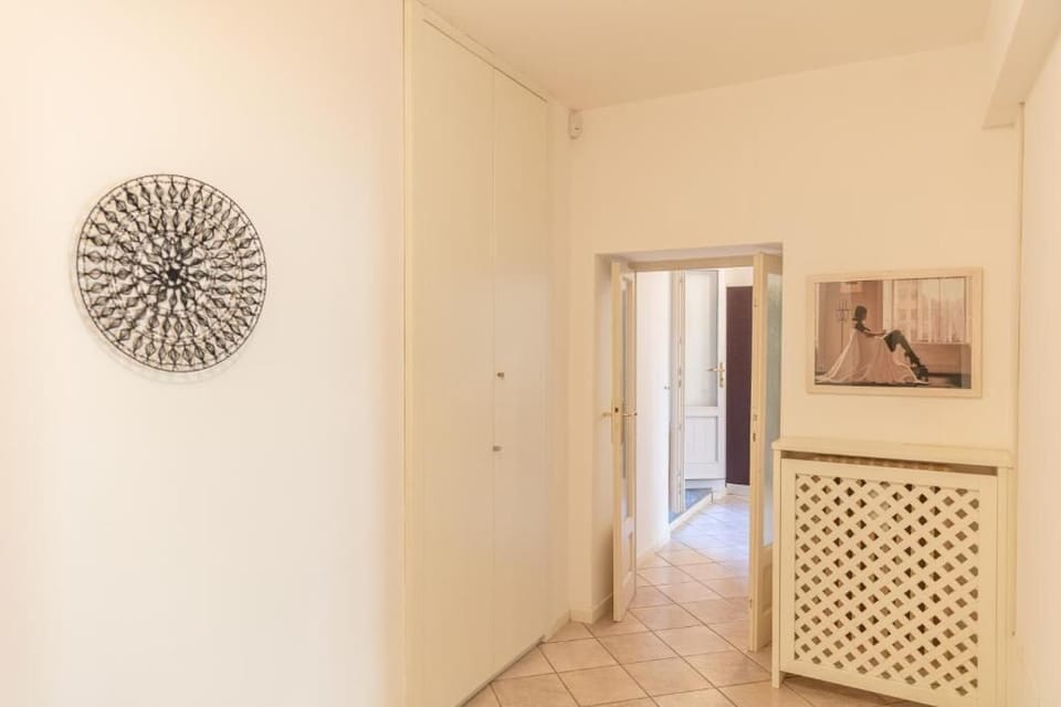 Superior Apartment, City View | Interior
