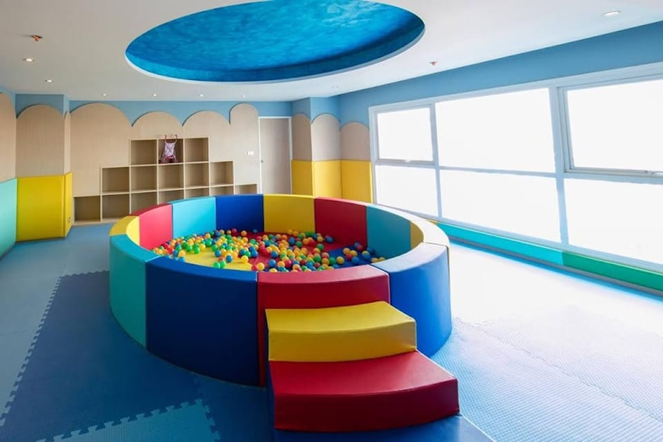 Room, 1 Bedroom, Accessible | Children's area