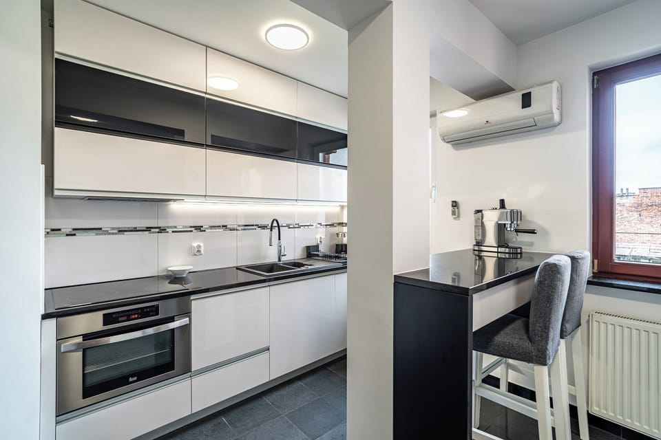 Apartment | Private kitchenette | Coffee/tea maker, electric kettle