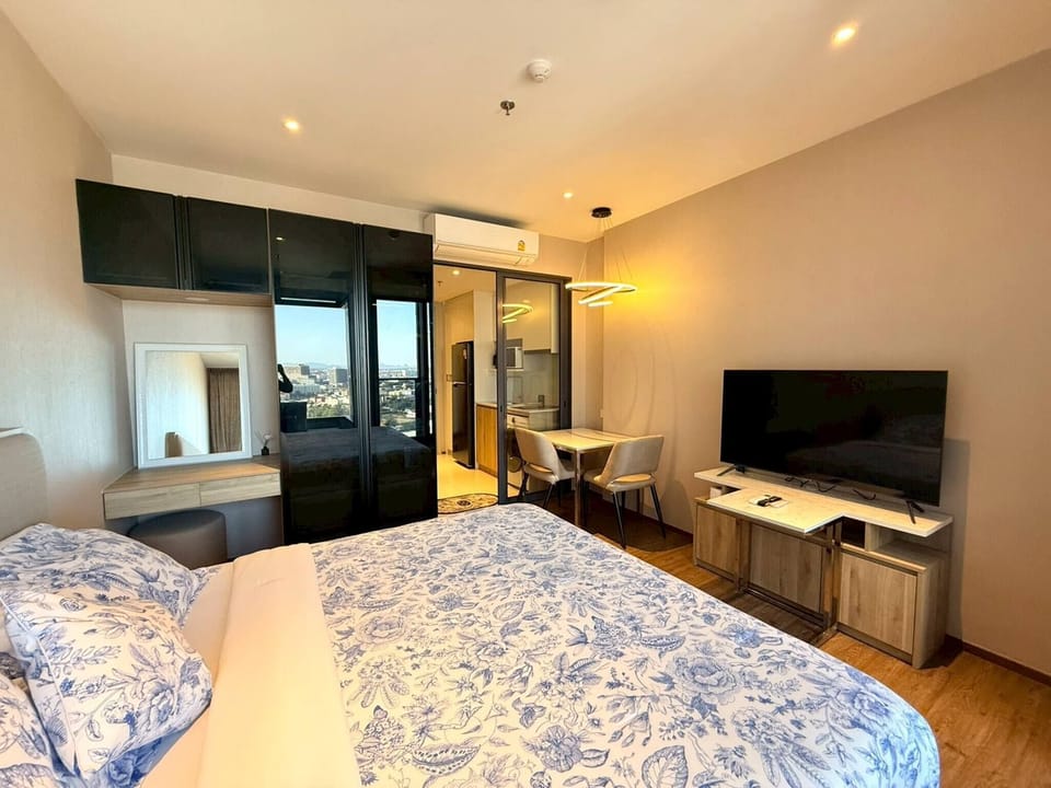 Room, 1 Bedroom, Accessible, Patio | Room amenity