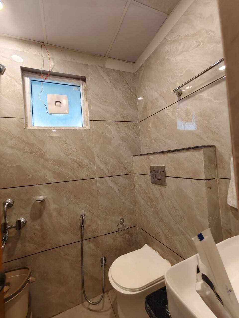 Premium Room, River View | Bathroom | Towels, soap, shampoo, toilet paper