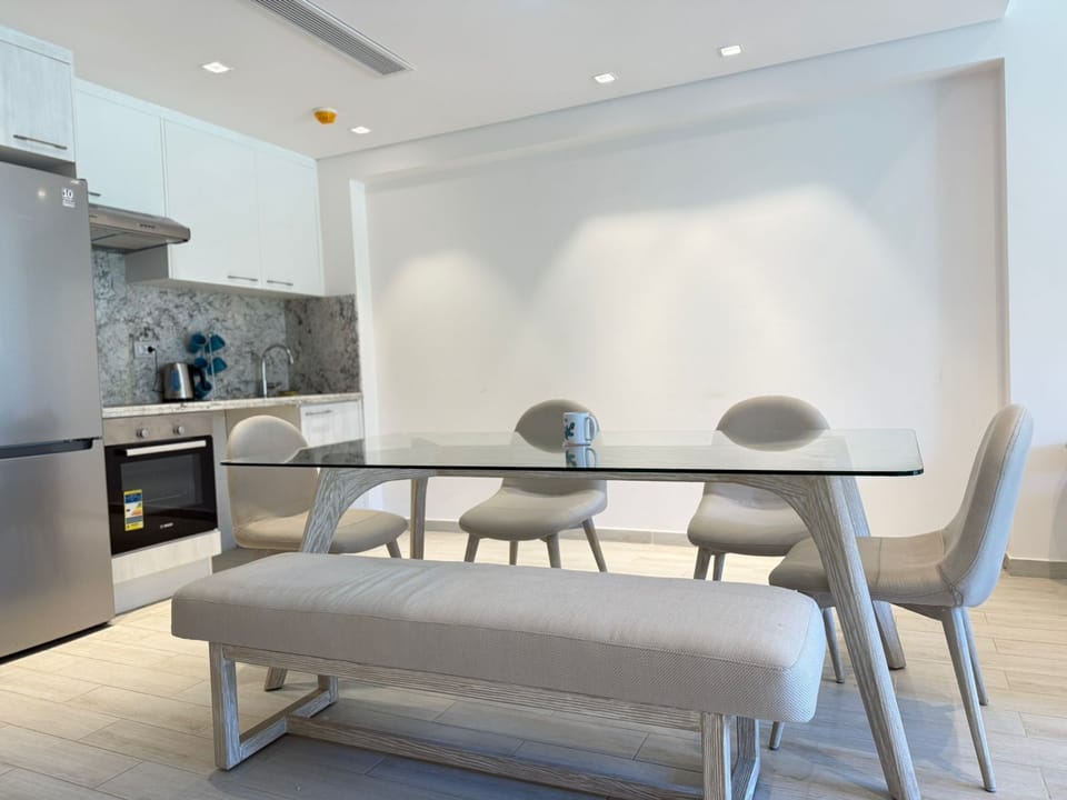 Chalet, 2 Bedrooms, Sea View | Dining