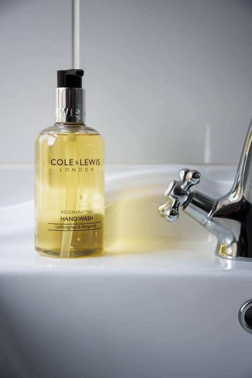 Bathroom amenities