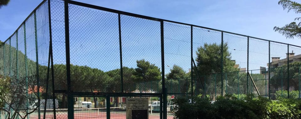 Sport court