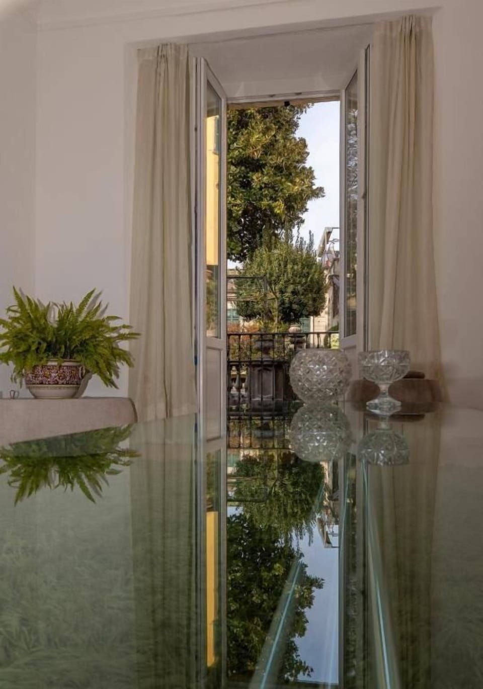 Luxury Apartment, Balcony, City View | Interior