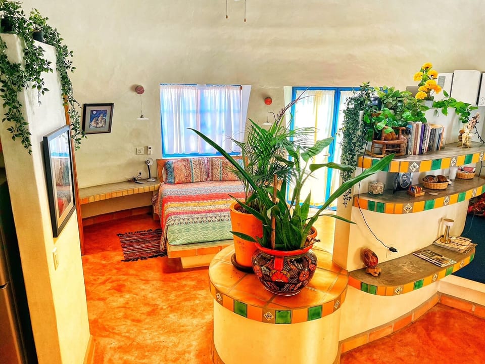 Signature Studio Suite, Garden View | Interior