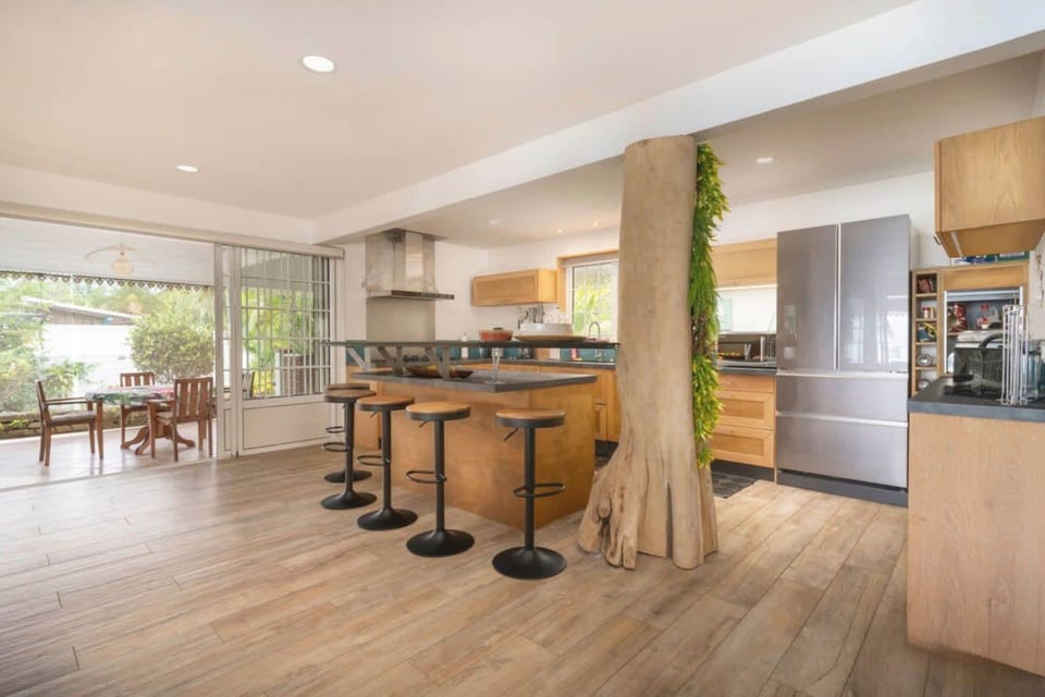 House | 4 bedrooms, high-speed internet