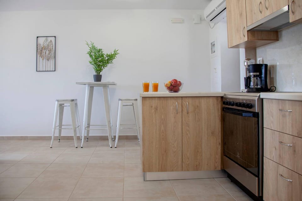House | 1 bedroom