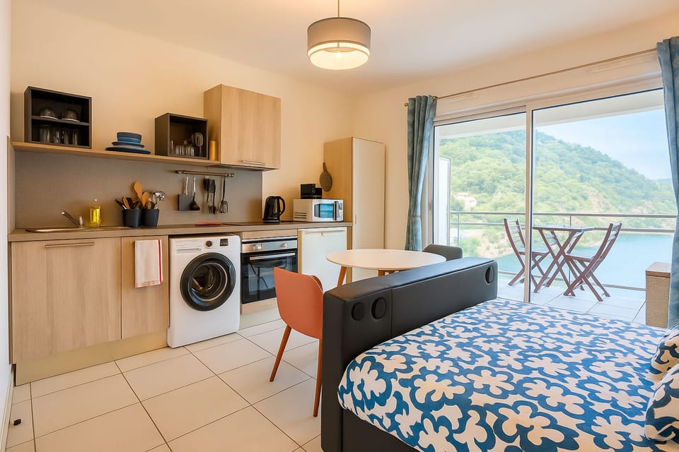 House | 1 bedroom