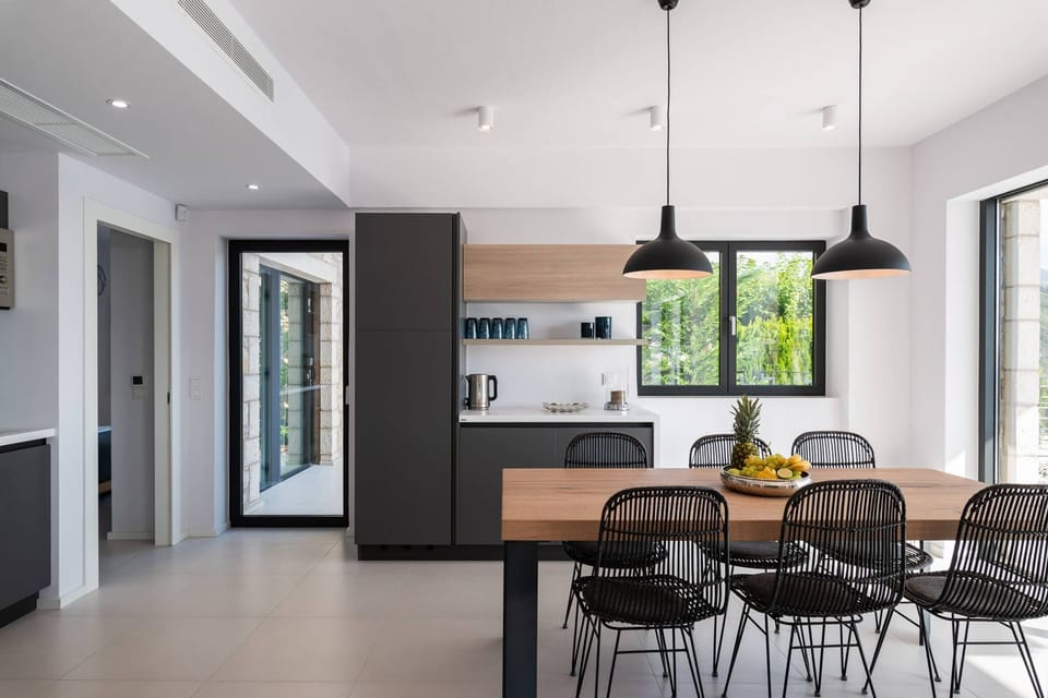 House | 6 bedrooms