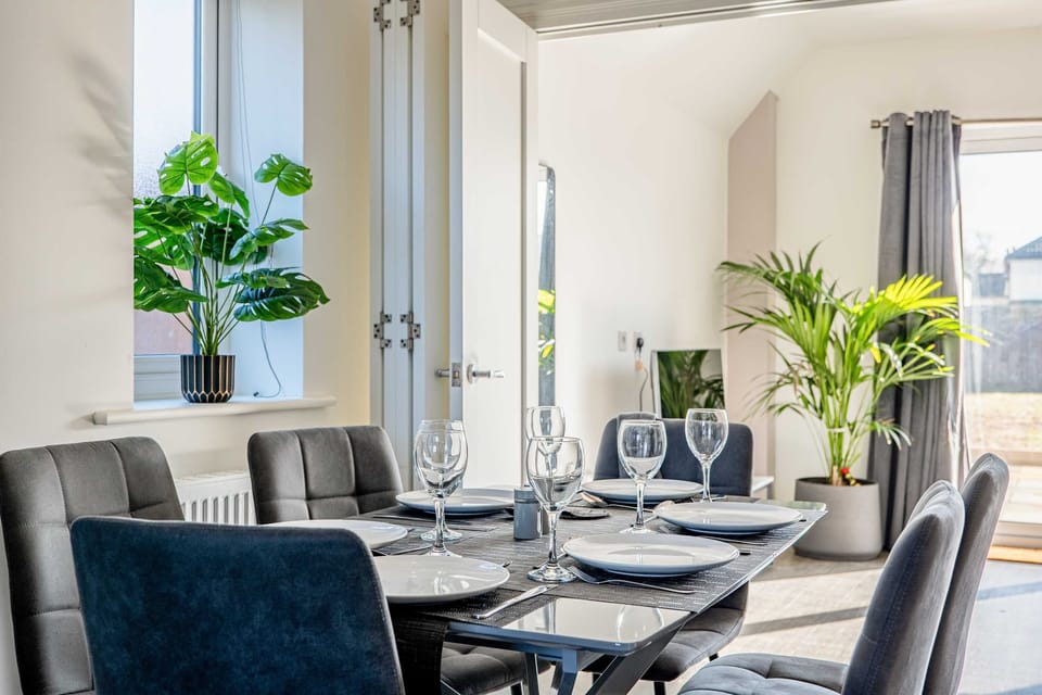 House | 4 bedrooms, Internet