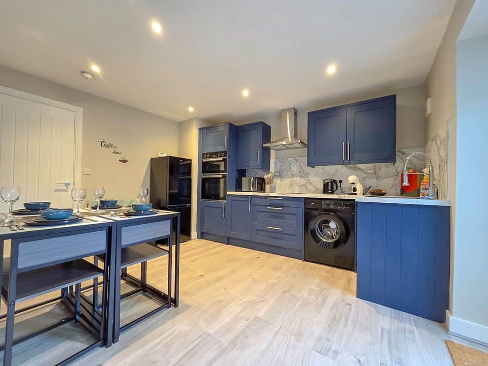 House | 2 bedrooms, Internet