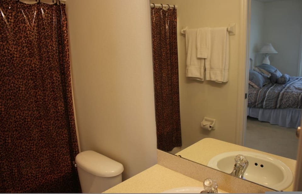 Villa Anita Spacious Villa With Private Pool House in Hernando
