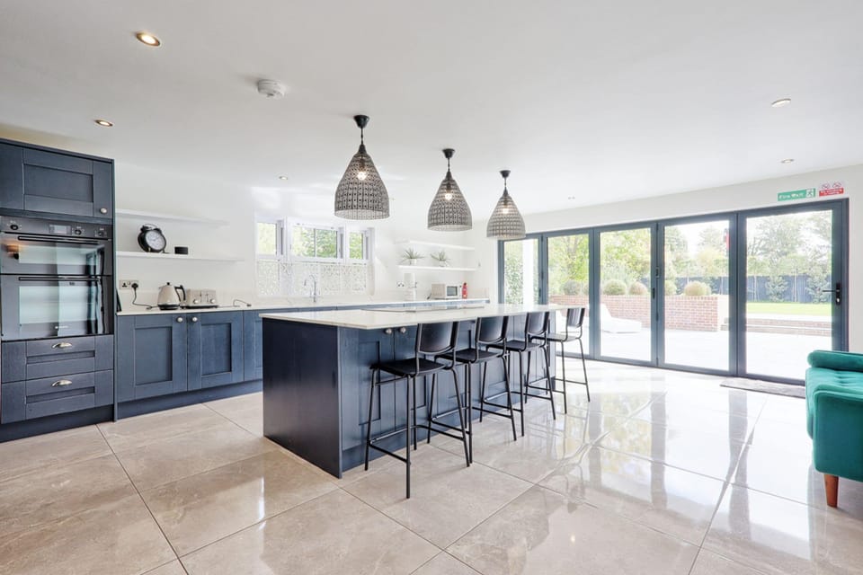 House | 6 bedrooms
