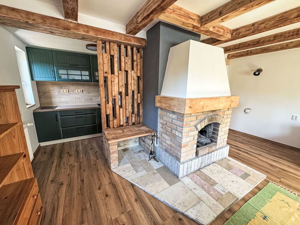 Flooring, Wood, Interior Design, Floor, Ceiling, Furniture, Wood Flooring, Room, Hardwood, Wood Stain