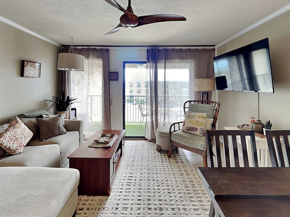 Comfortable, Upgraded Living Steps From The Shoreline!