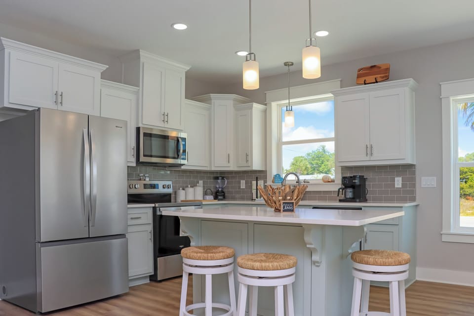 Kitchen with Island and Bar Seating