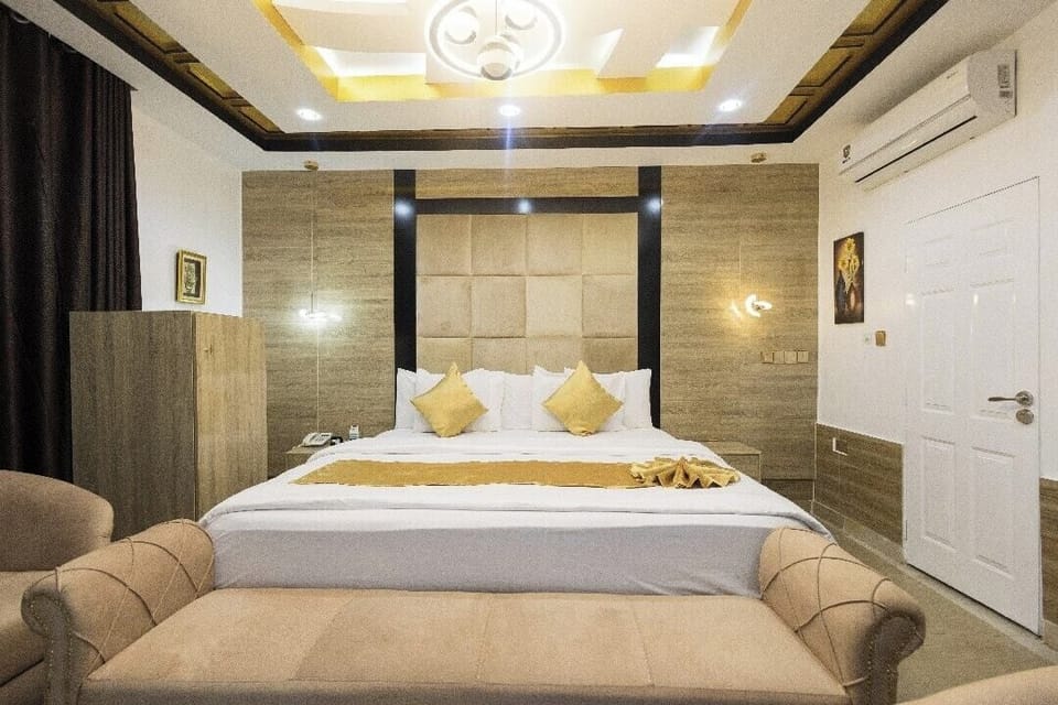 Economy Room, Balcony, City View | Desk, laptop workspace, blackout drapes, soundproofing