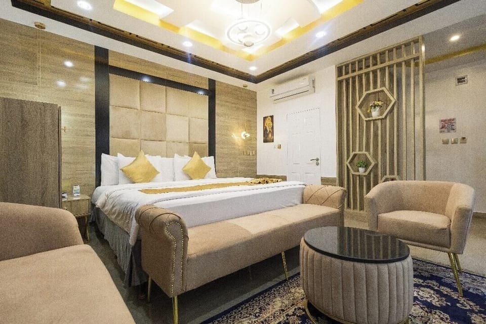 Economy Room, Balcony, City View | Desk, laptop workspace, blackout drapes, soundproofing
