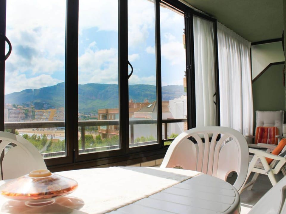 Apartment, 2 Bedrooms, Terrace, Ocean View | Dining