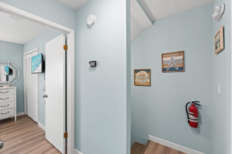Upstairs Hallway Landing