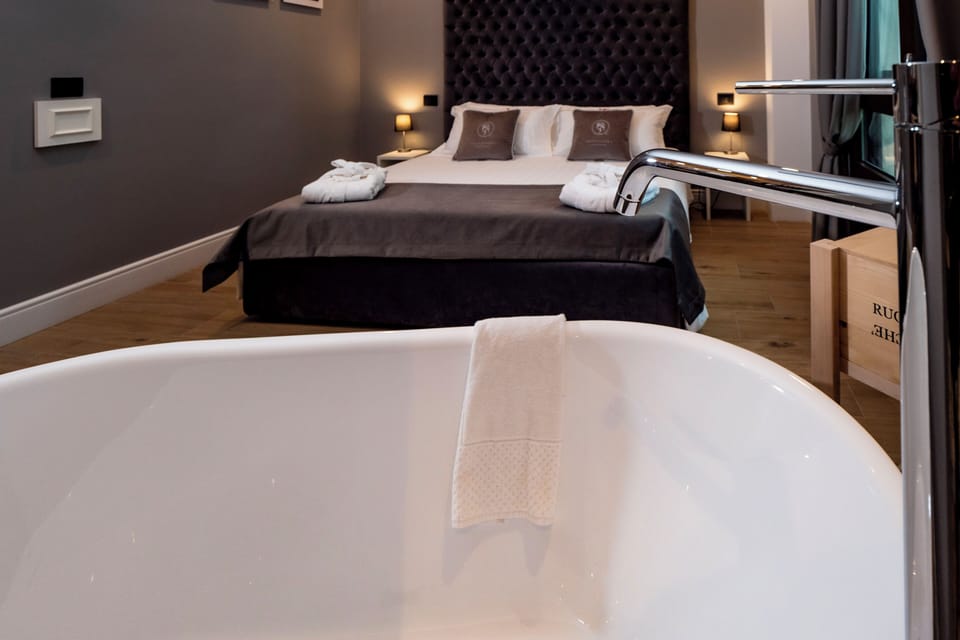Superior Double Room, Vineyard View | Blackout drapes, soundproofing, free WiFi, wheelchair access