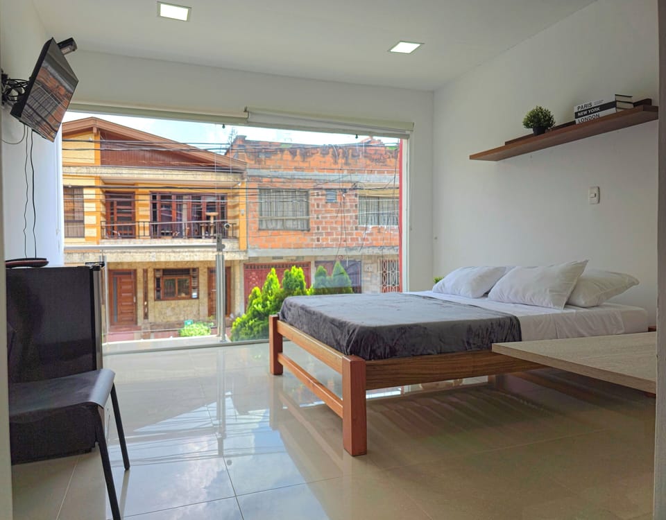Standard Studio, City View | Free WiFi