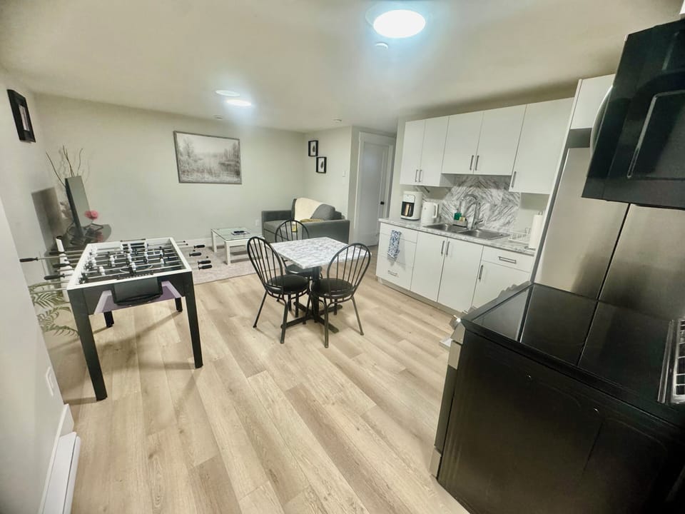 House, 1 Bedroom | Private kitchen
