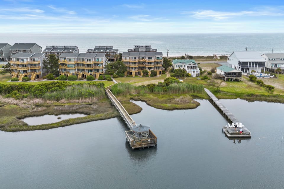 Private dock access on the sound side—perfect for fishing, kayaking, or sunset views