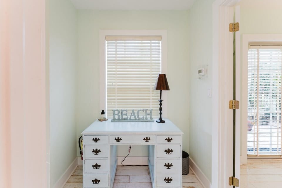 The cabana work station (if you can pull yourself away from the pool)