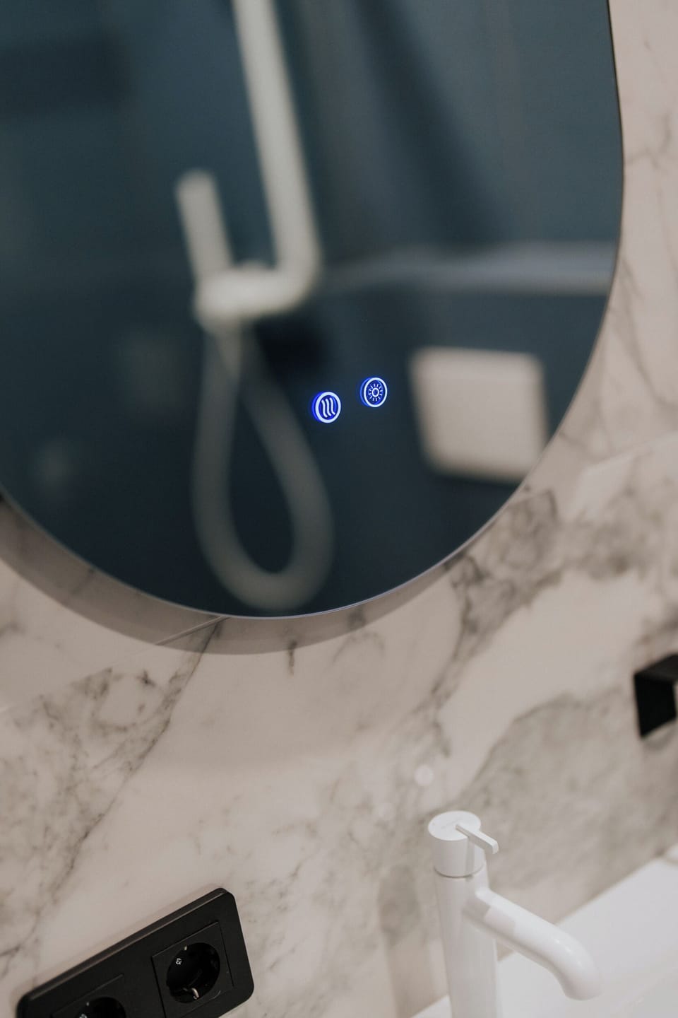 Double Room, Courtyard View | Bathroom | Shower, hair dryer, towels, soap