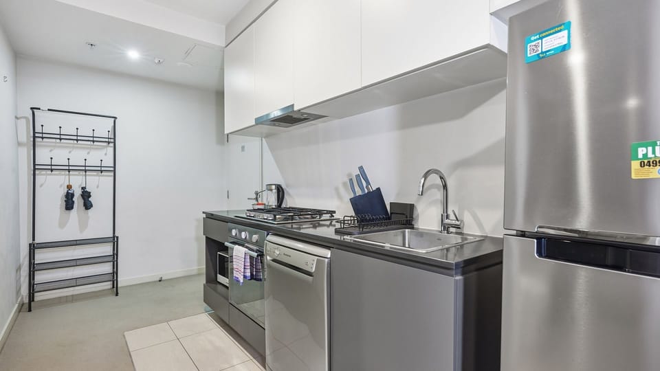 Compact kitchen, complete convenience