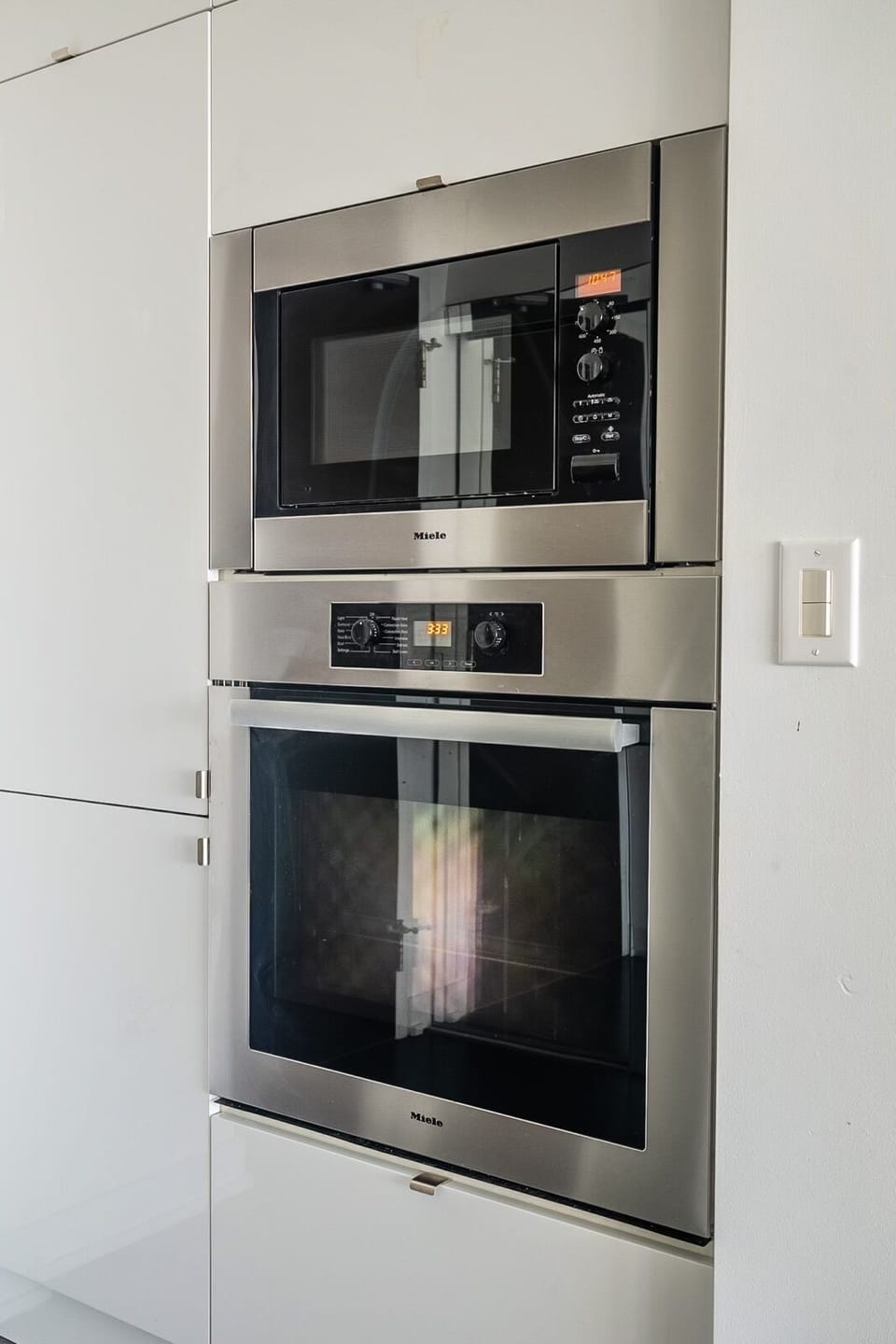Luxury Room, Balcony, City View | Private kitchen | Shared fridge, microwave
