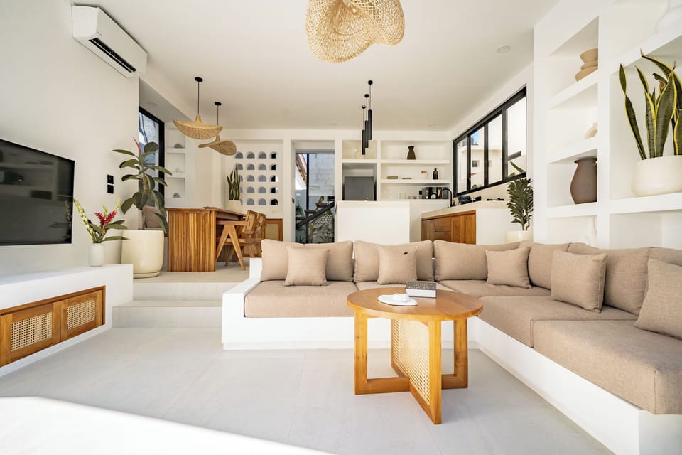 Deluxe Villa, 1 King Bed, Pool View | Living room | 55-inch TV with cable channels